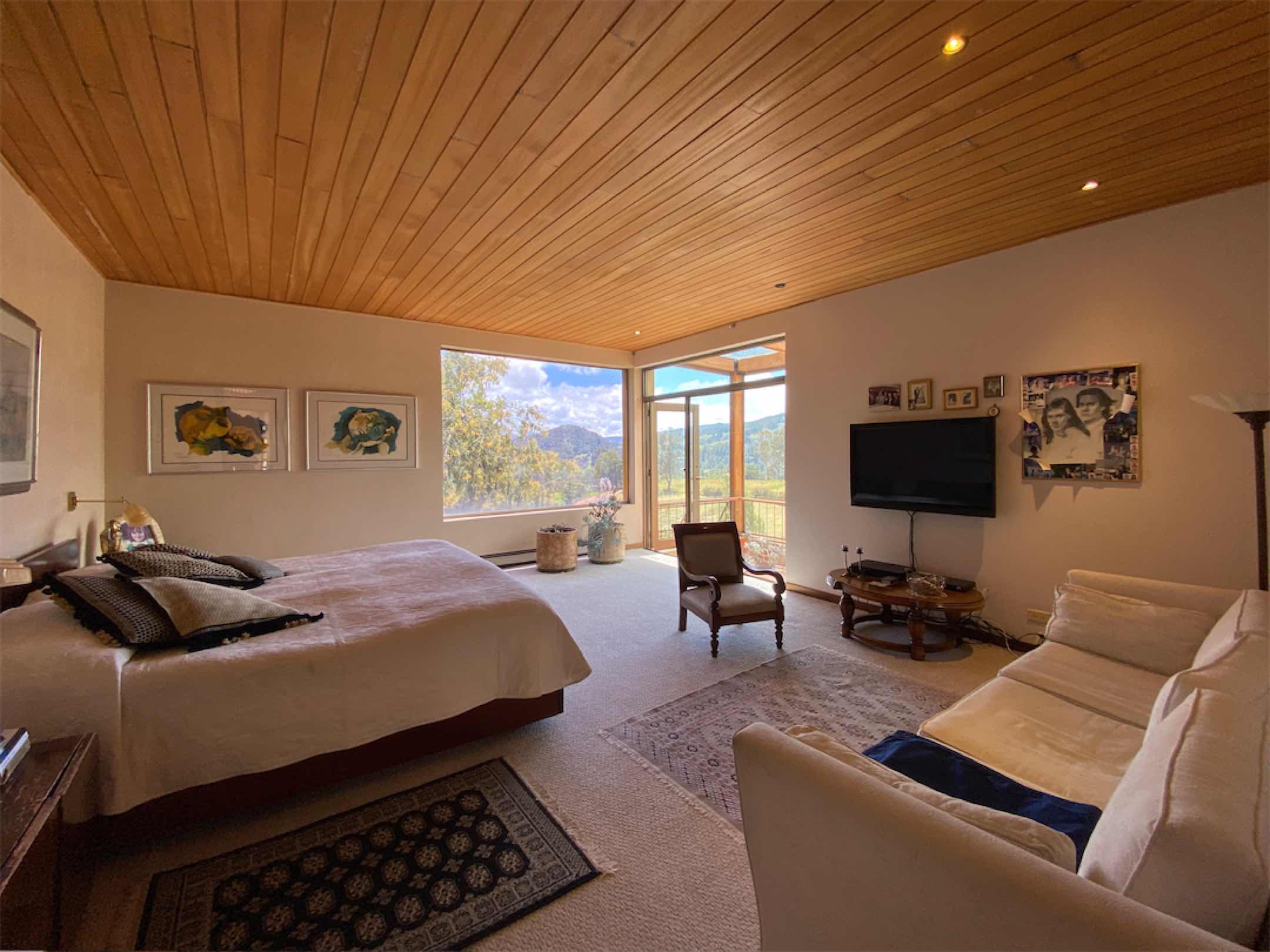 Linda casa campestre de 351 m2 en conjunto cerrado, Sikasue – La Calera