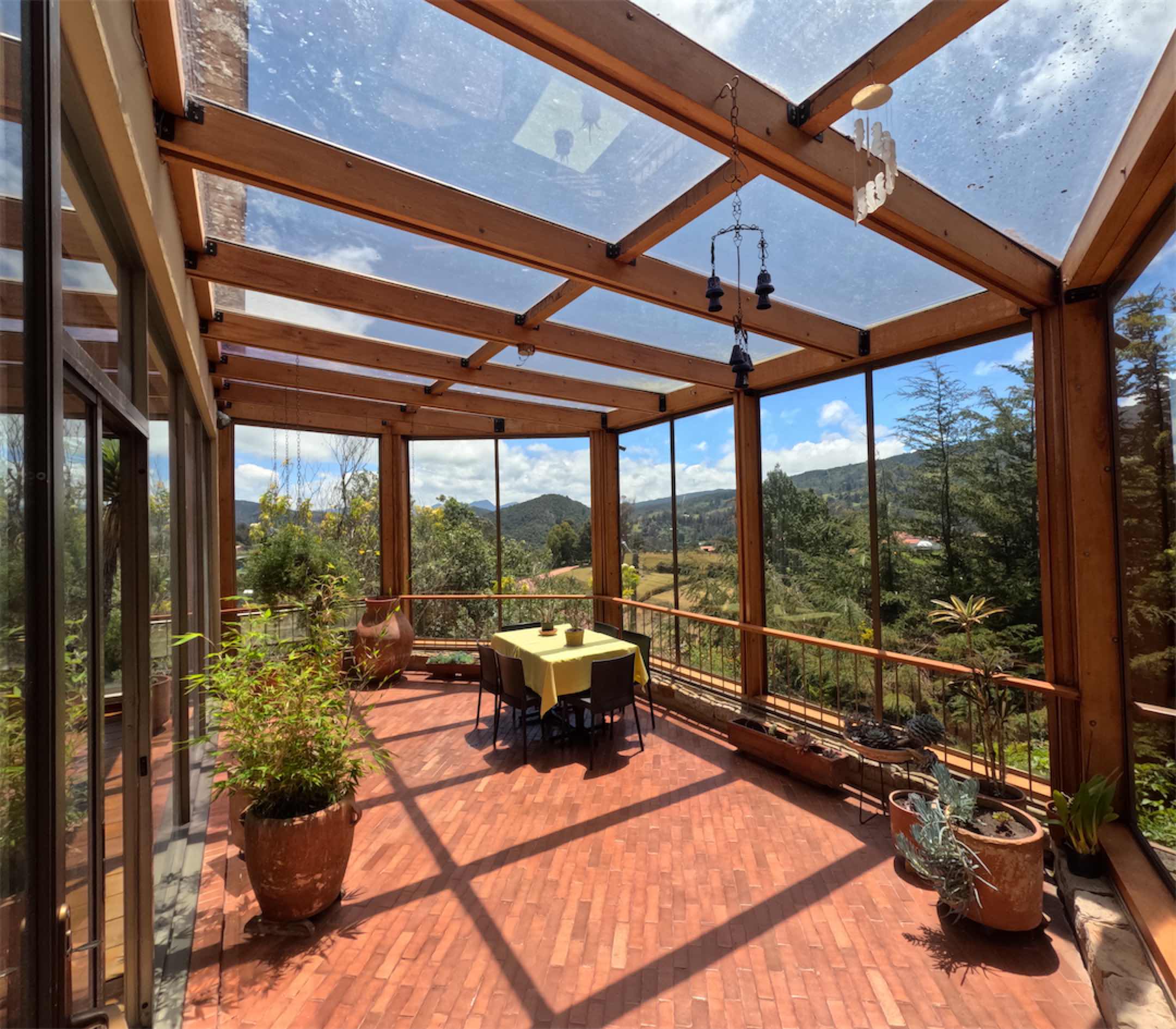 Linda casa campestre de 351 m2 en conjunto cerrado, Sikasue – La Calera