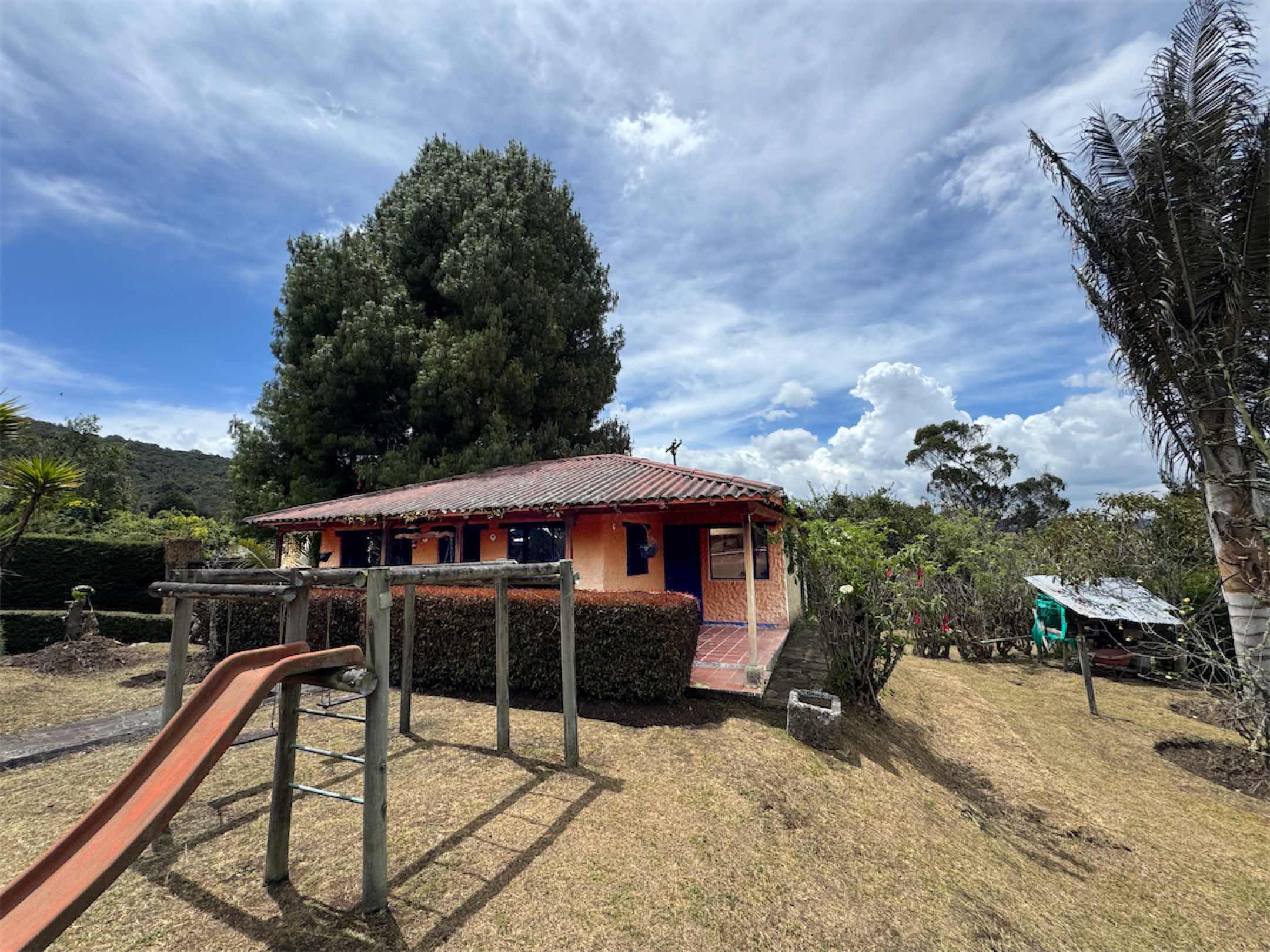 Linda casa campestre de 330m2 a las afueras de Bogotá. El Fraylejonal, La Calera