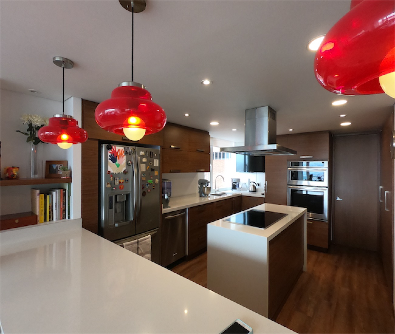 Lindo apartamento dúplex de 208m2 con 2 balcones, en Chicó Alto