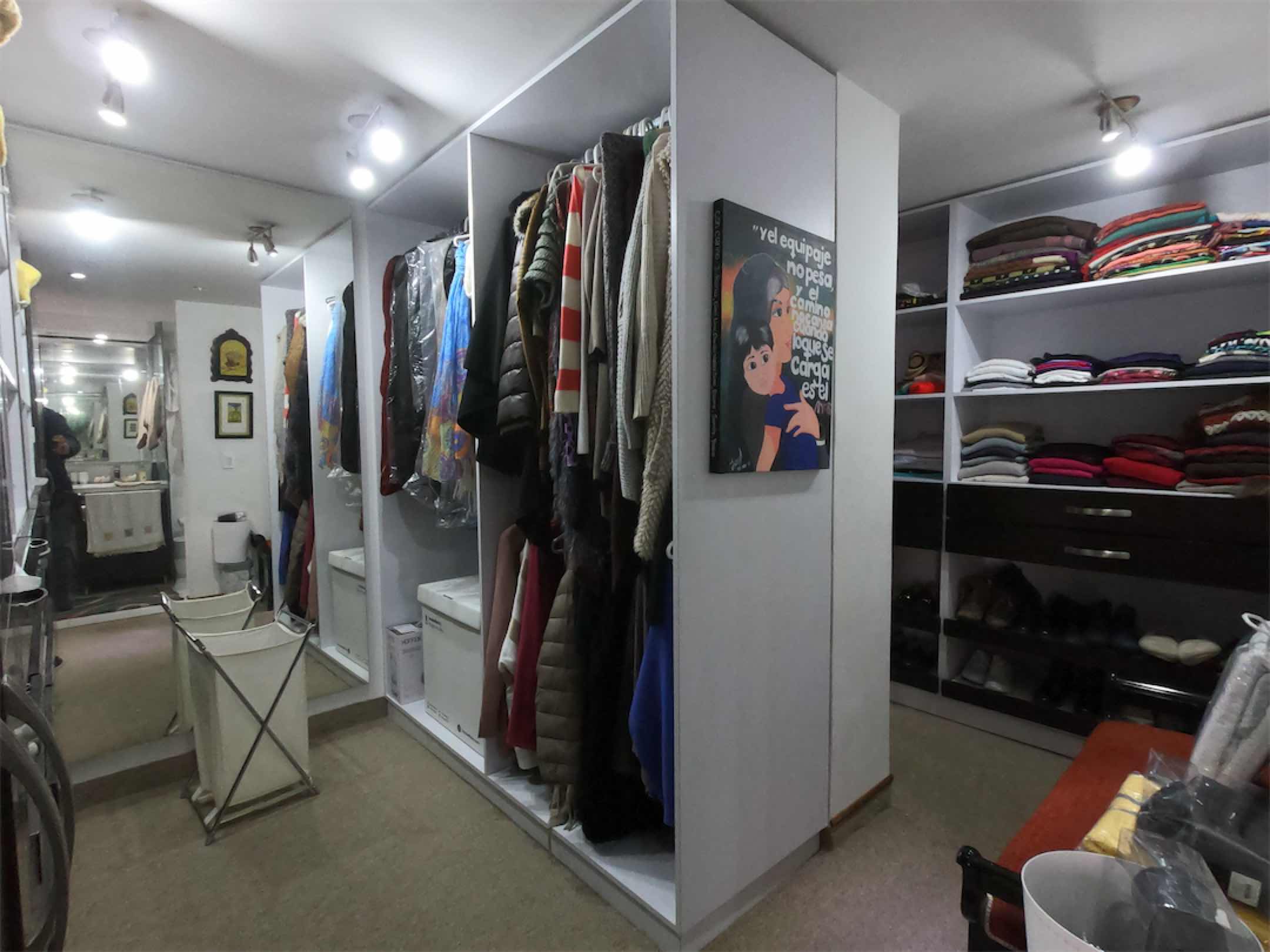 Lindo apartamento remodelado de 240m2, en Santa Bárbara