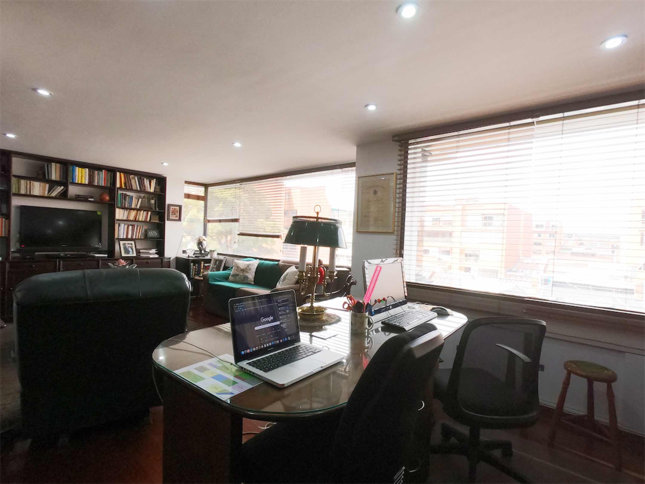 Lindo apartamento remodelado de 240m2, en Santa Bárbara