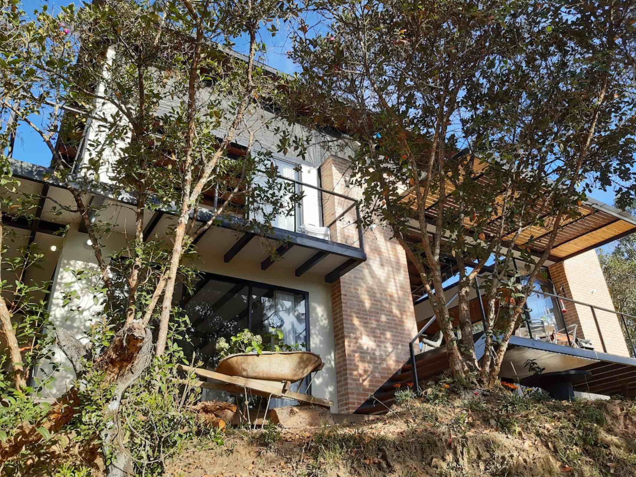 Moderna casa campestre de 238m2 en condominio, Guarne – Antioquia