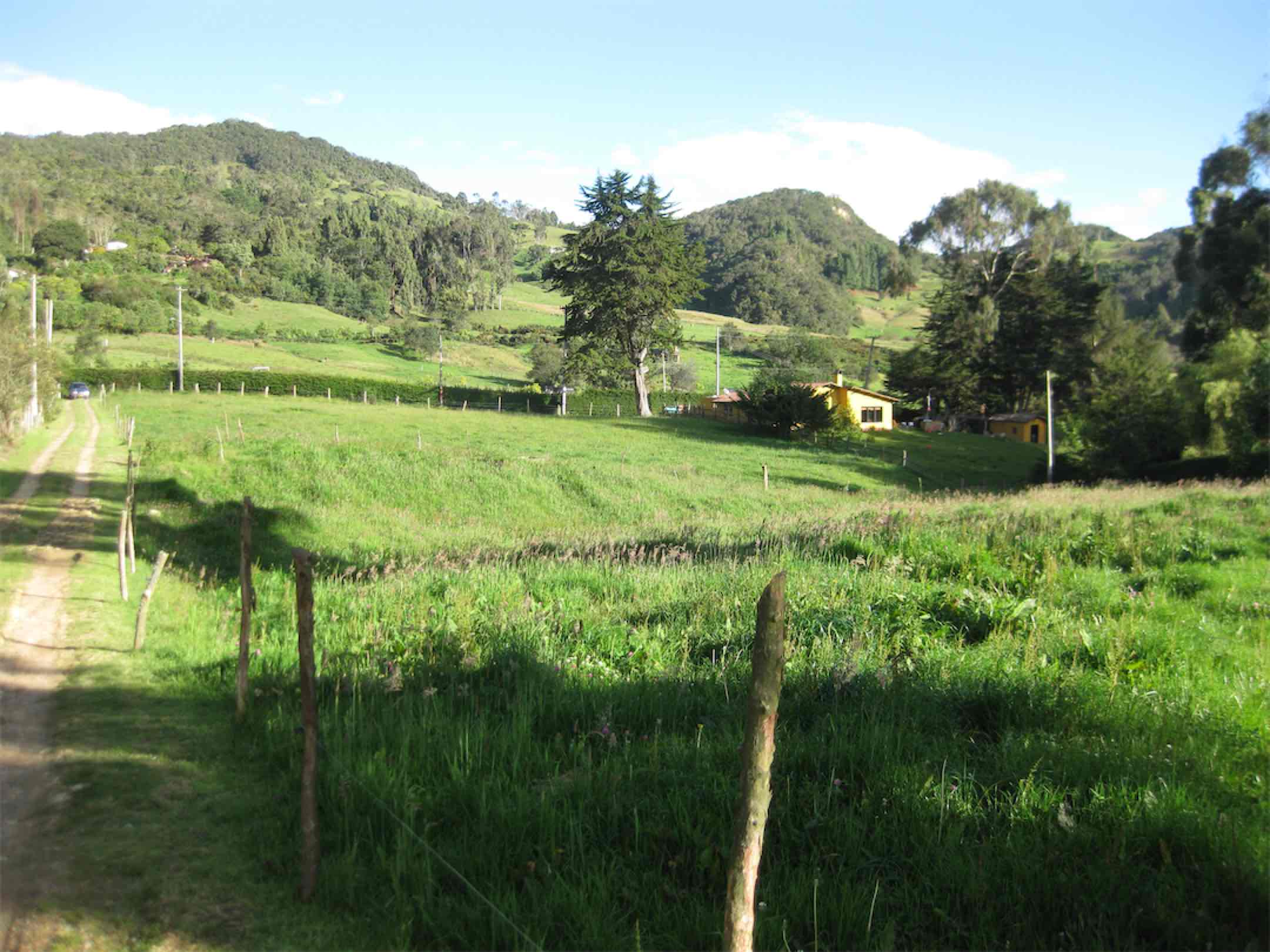 Lindo lote de 5.800 m2 en el Sector La Virgen, El Salitre – La Calera
