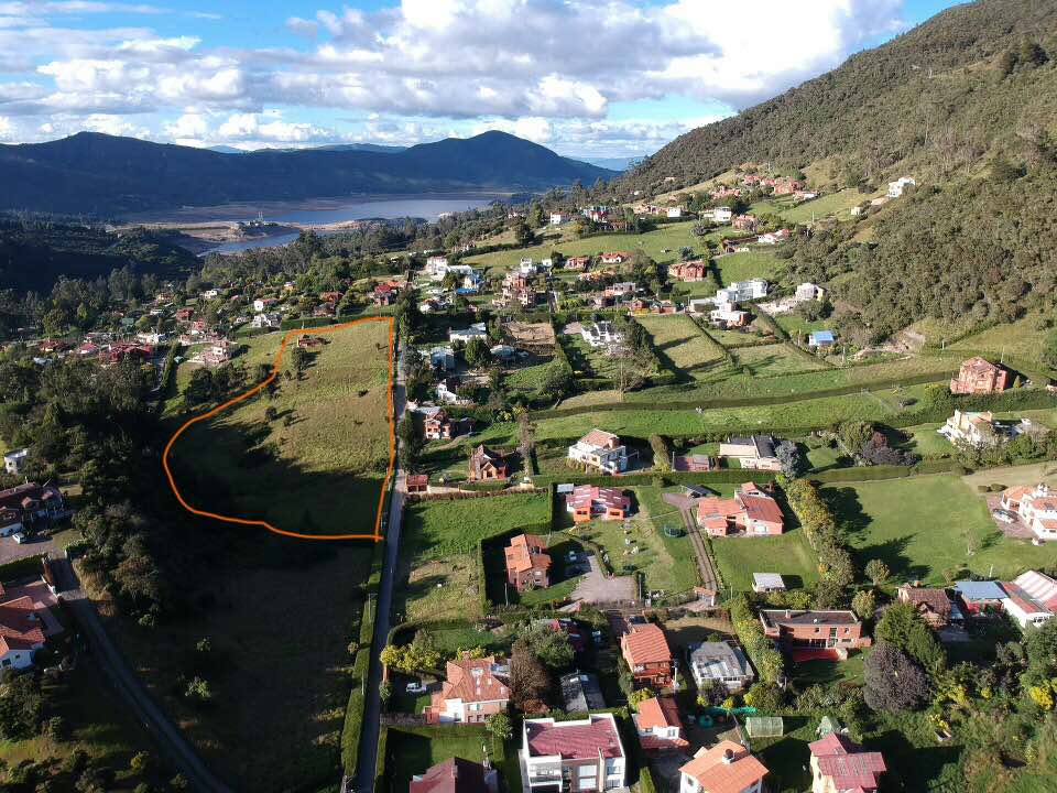 Super Cascalote de 14.000m2, para proyecto urbanístico en San Diego, La Calera – Cund.