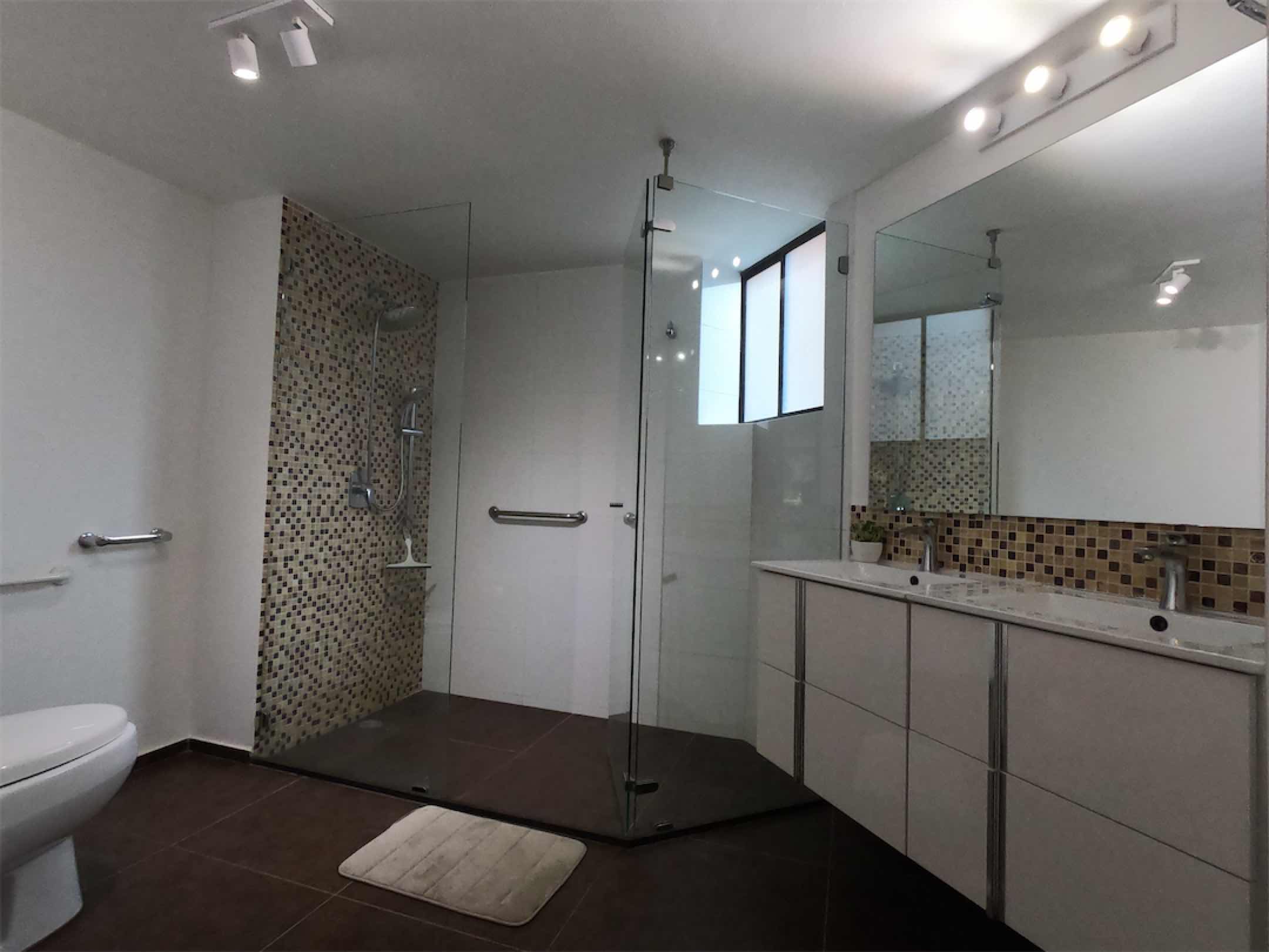 Lindo apartamento dúplex de 205m2 más terraza en Bosque de Pinos