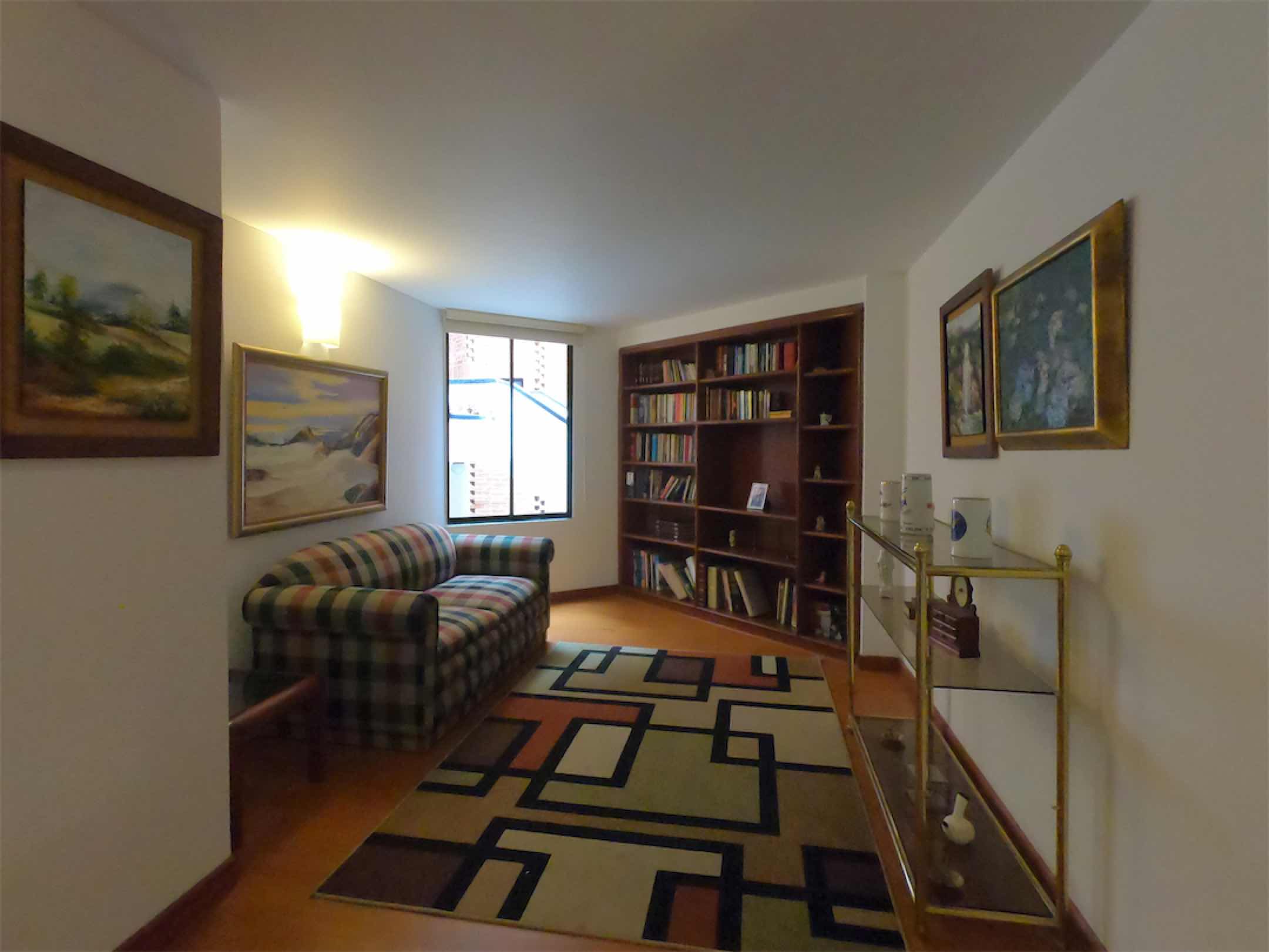 Lindo apartamento dúplex de 205m2 más terraza en Bosque de Pinos