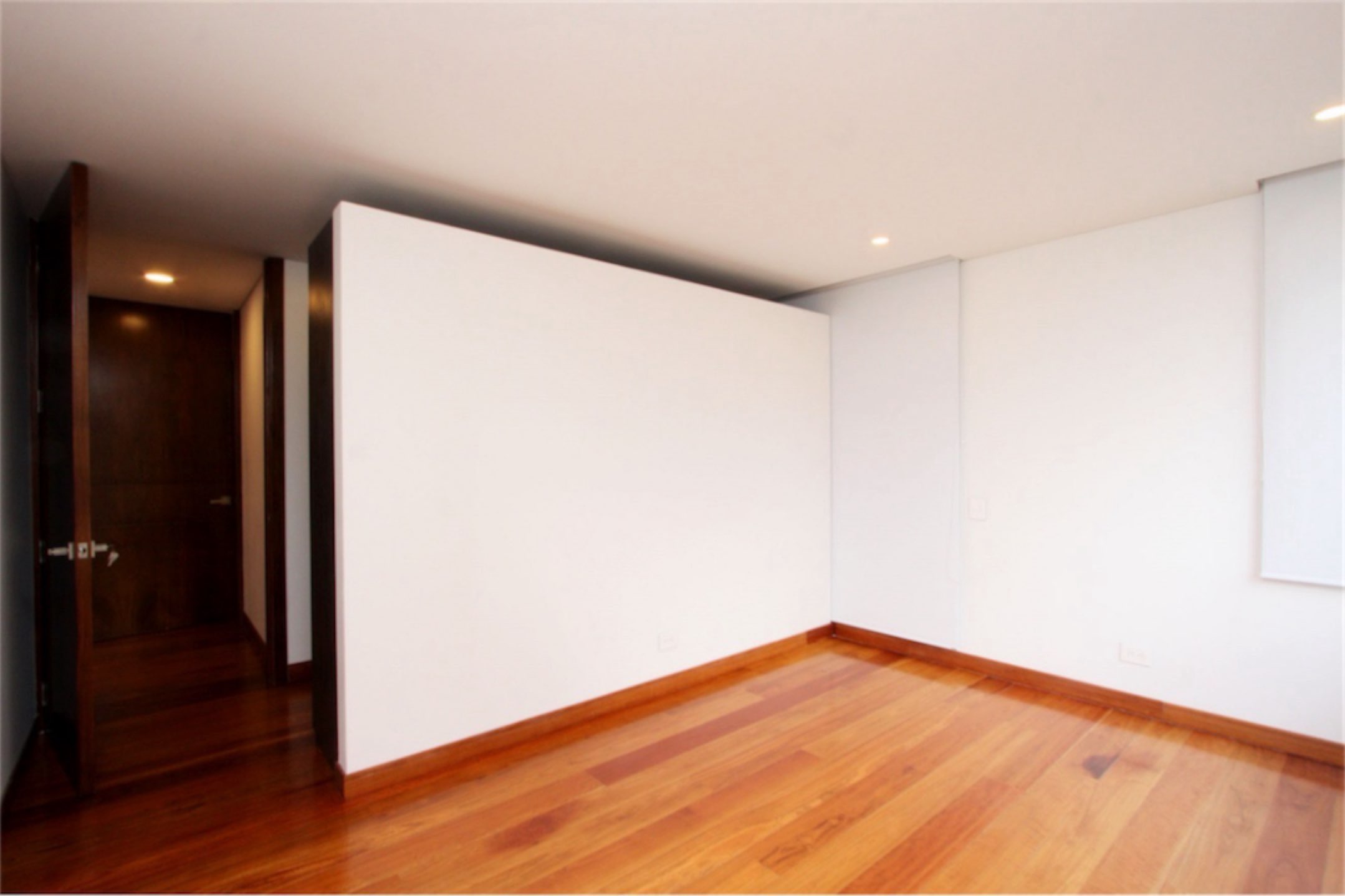 Lindo apartamento de 274 m2 + terraza de 81m2 en Cabrera / Altos del Retiro