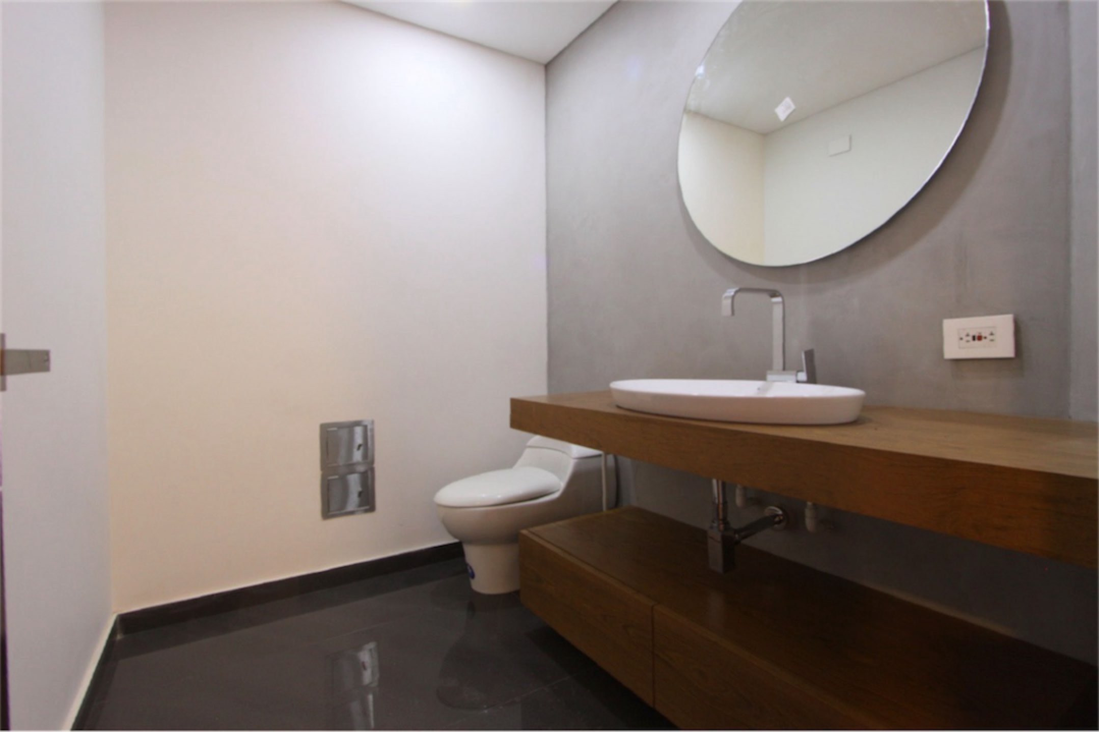 Lindo apartamento de 274 m2 + terraza de 81m2 en Cabrera / Altos del Retiro