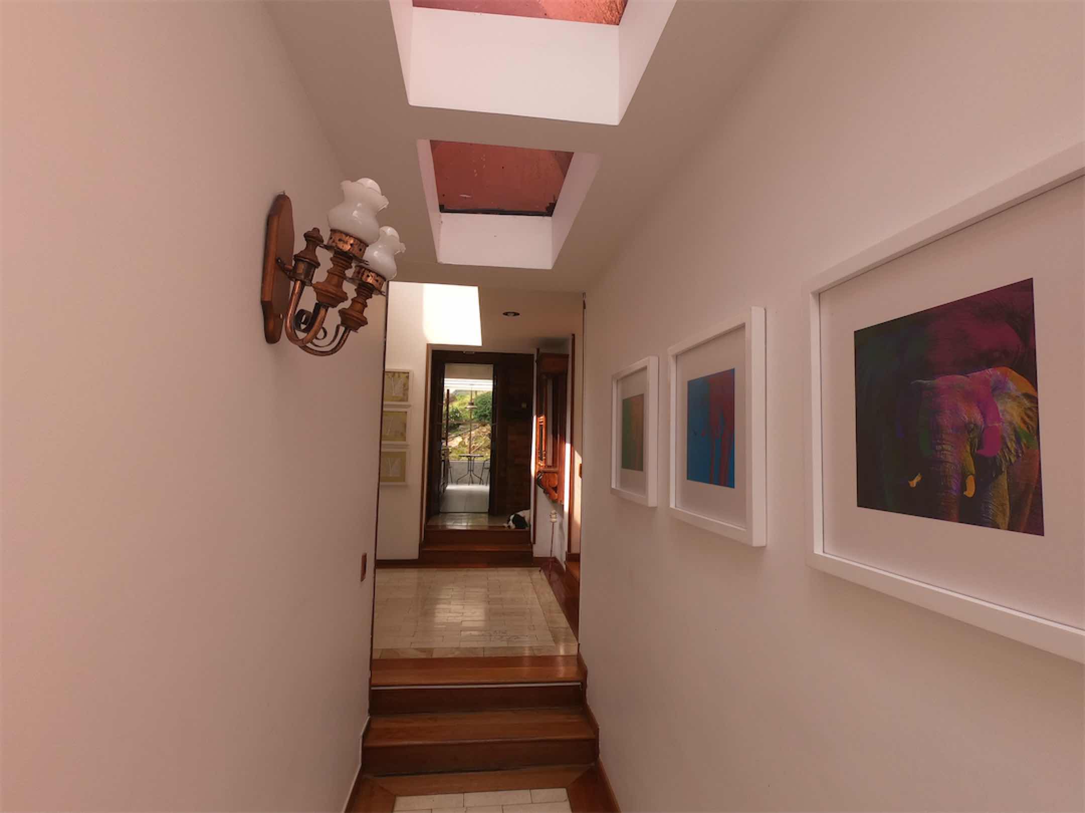 Linda casa de 380m2 en Conjunto Cerrado Bosques de La Calera-Cund