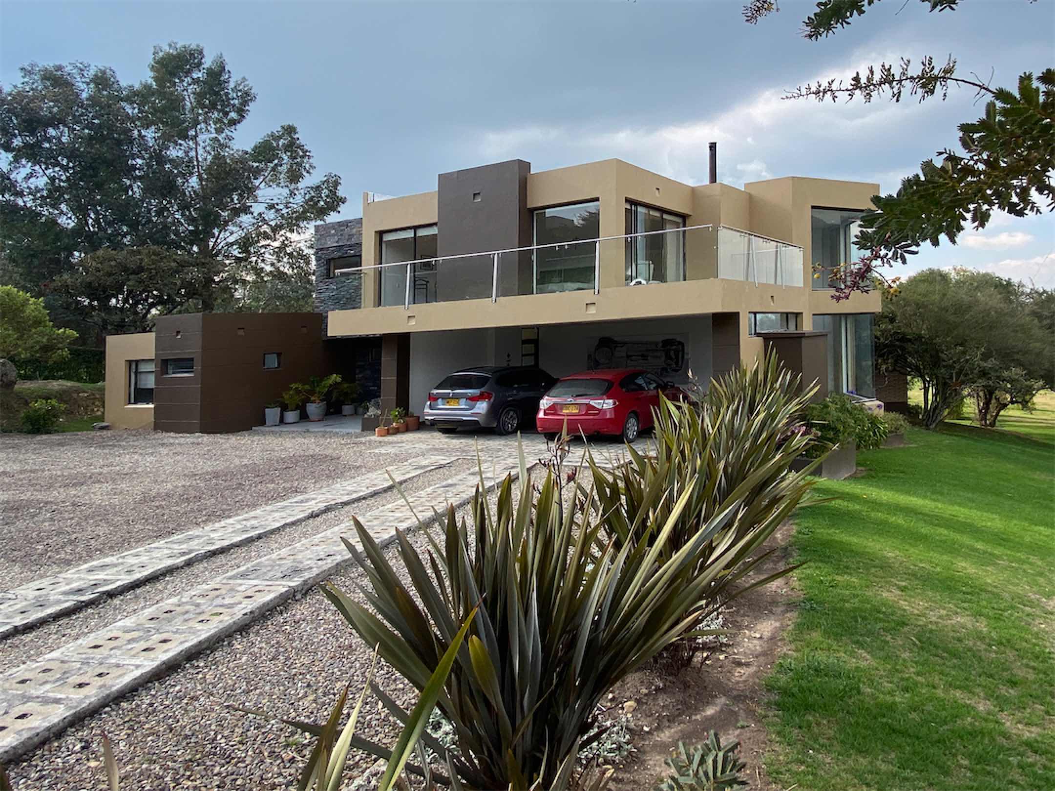 Espectacular casa de 427m2 en Conjunto Casa de Campo, La Calera