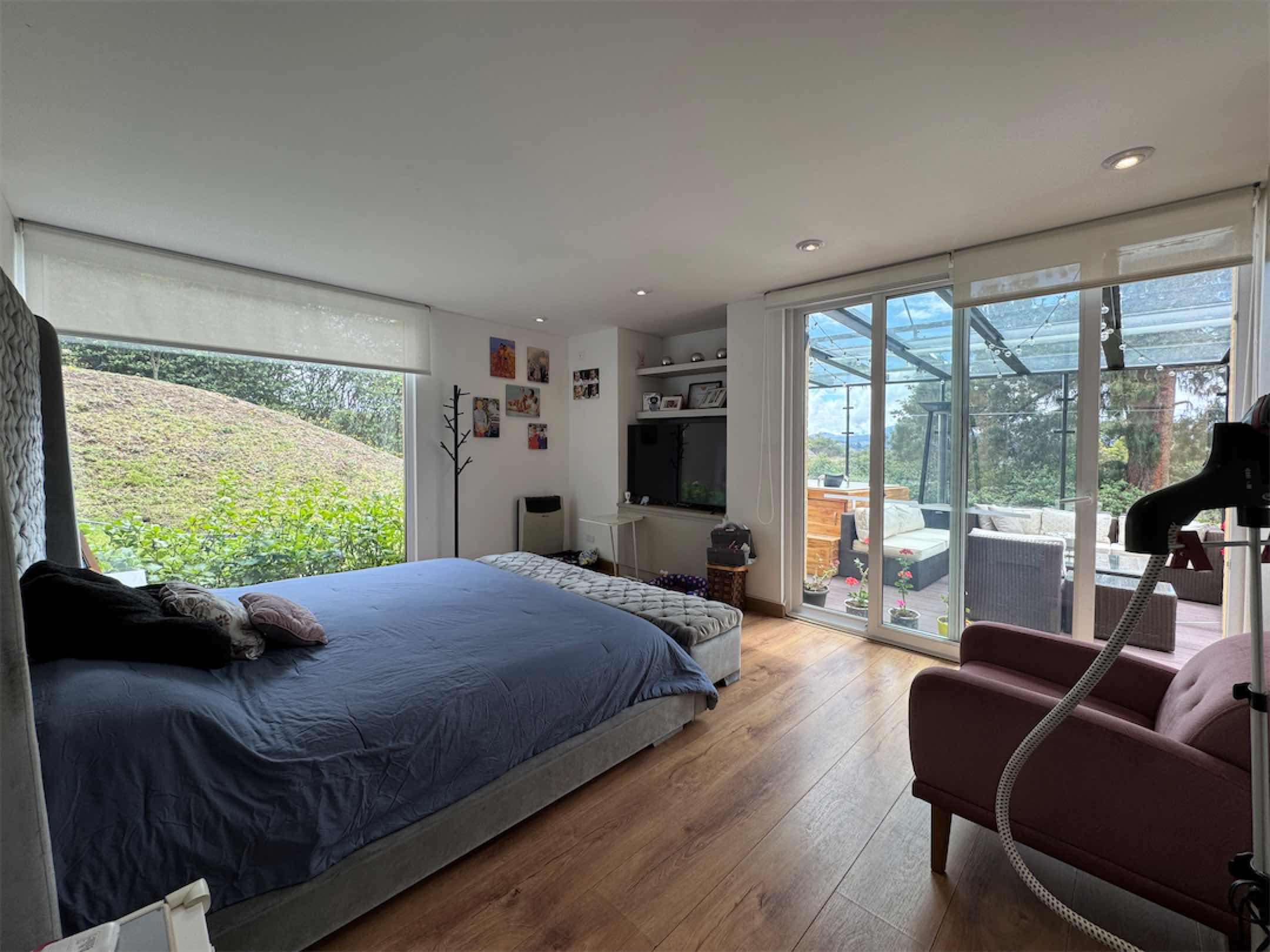 Linda casa de 340m2 con todo lo que sueñas, en Arboretto, vía La Calera