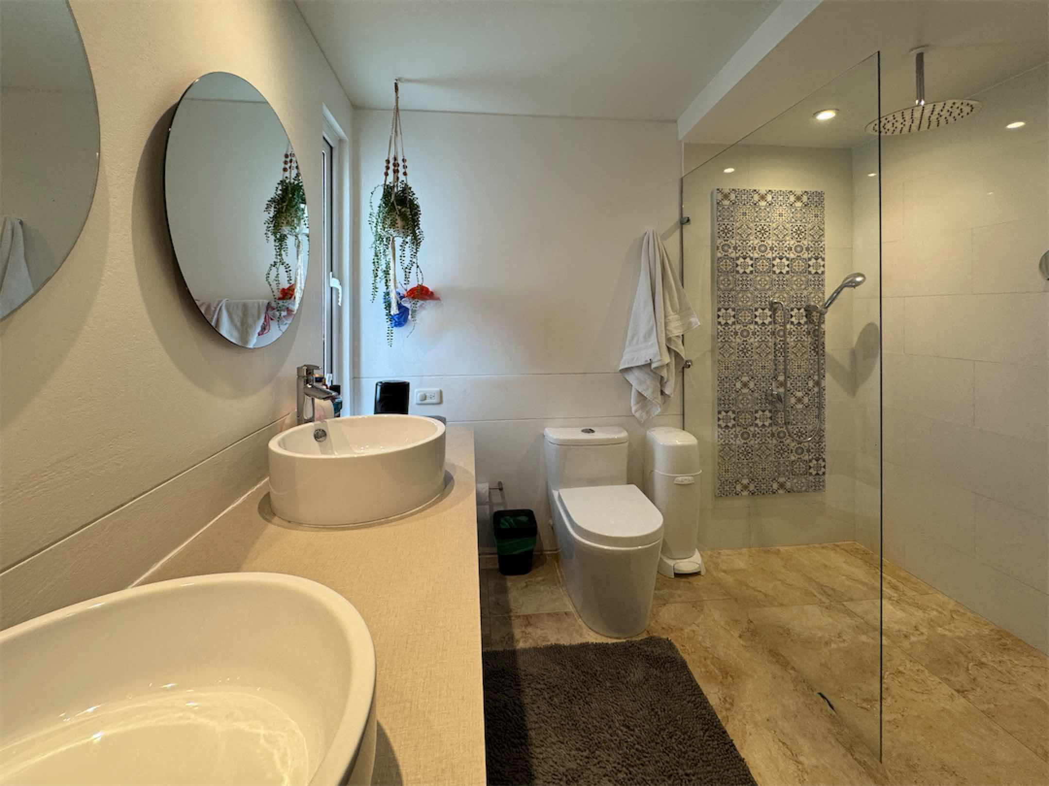Linda casa de 340m2 con todo lo que sueñas, en Arboretto, vía La Calera