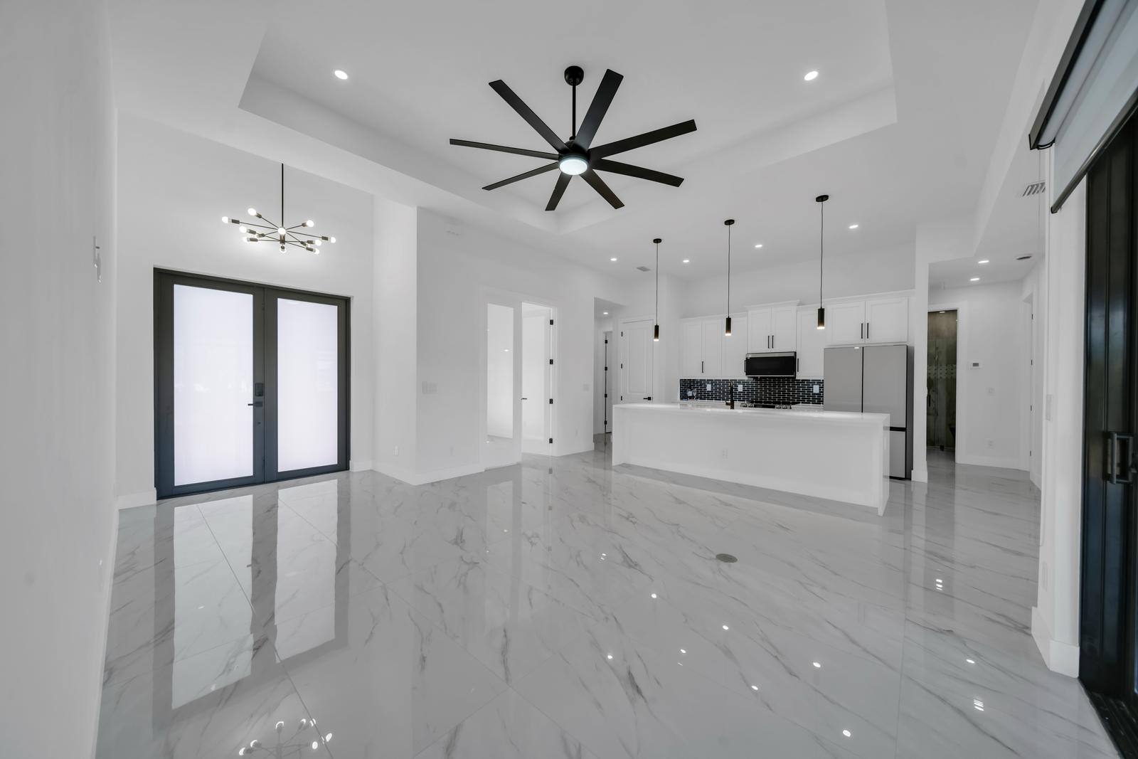 Casa nueva y moderna de 155m2 en Cape Coral – La Florida USA