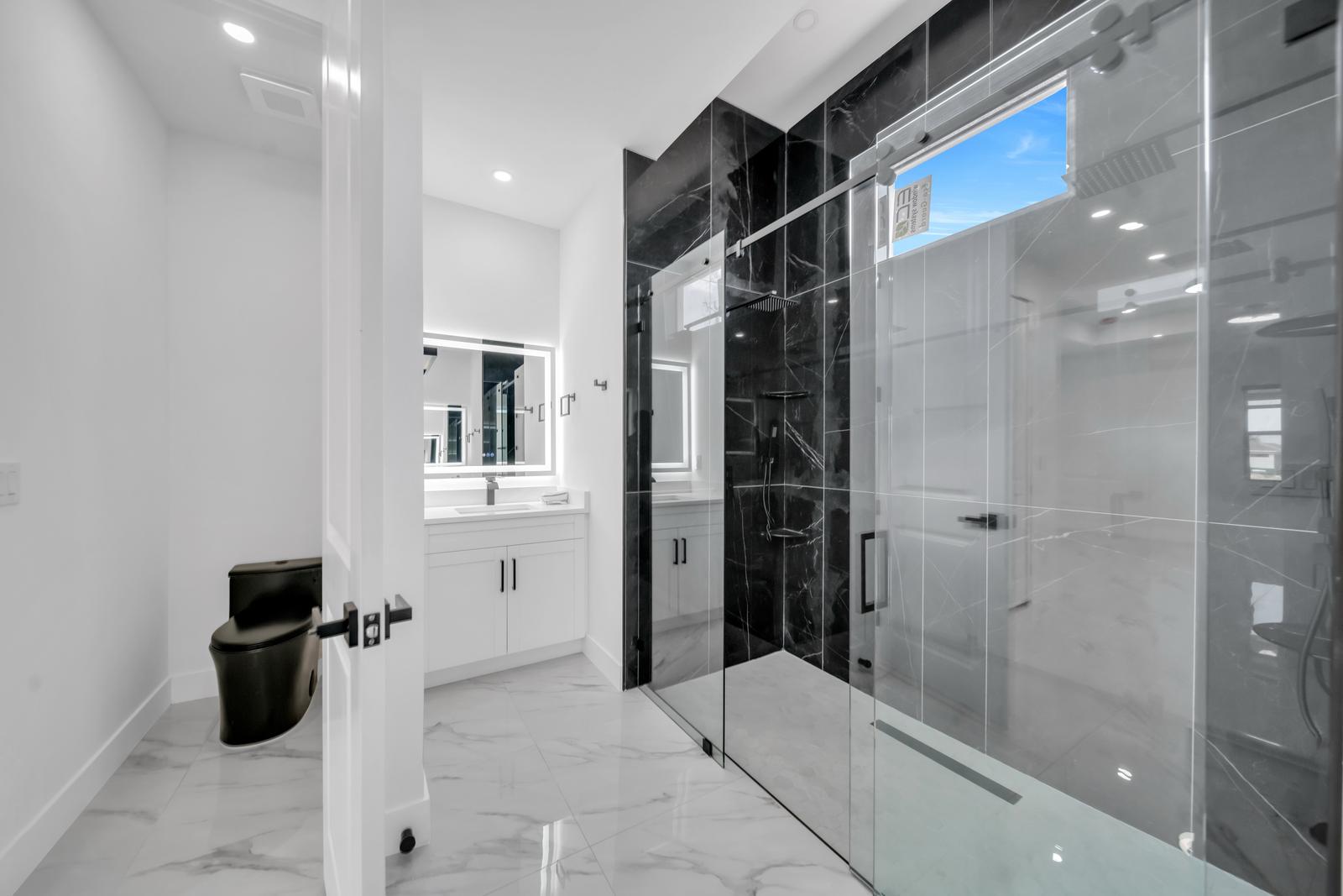 Casa nueva y moderna de 155m2 en Cape Coral – La Florida USA