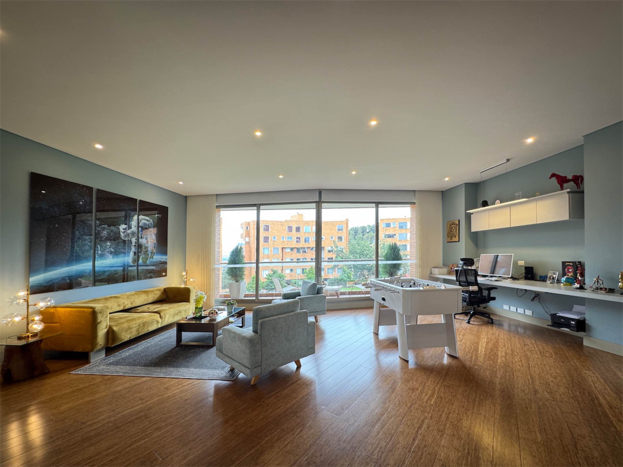 Lindo apartamento remodelado de 415m2 con 2 terrazas, en Montereserva