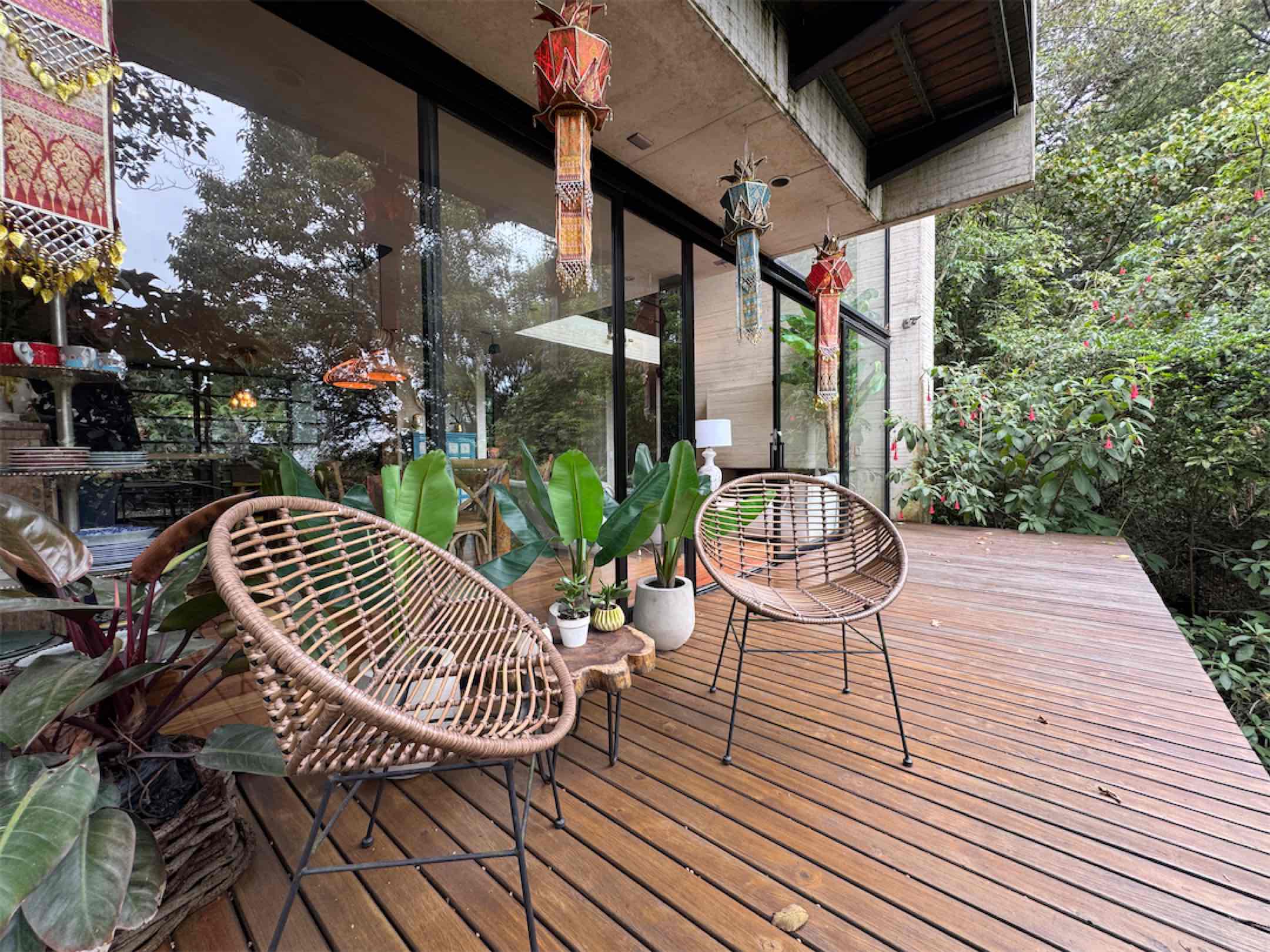 Una obra arquitectónica de 250m2 en medio de la naturaleza. Niquia, Provenza – Bogotá