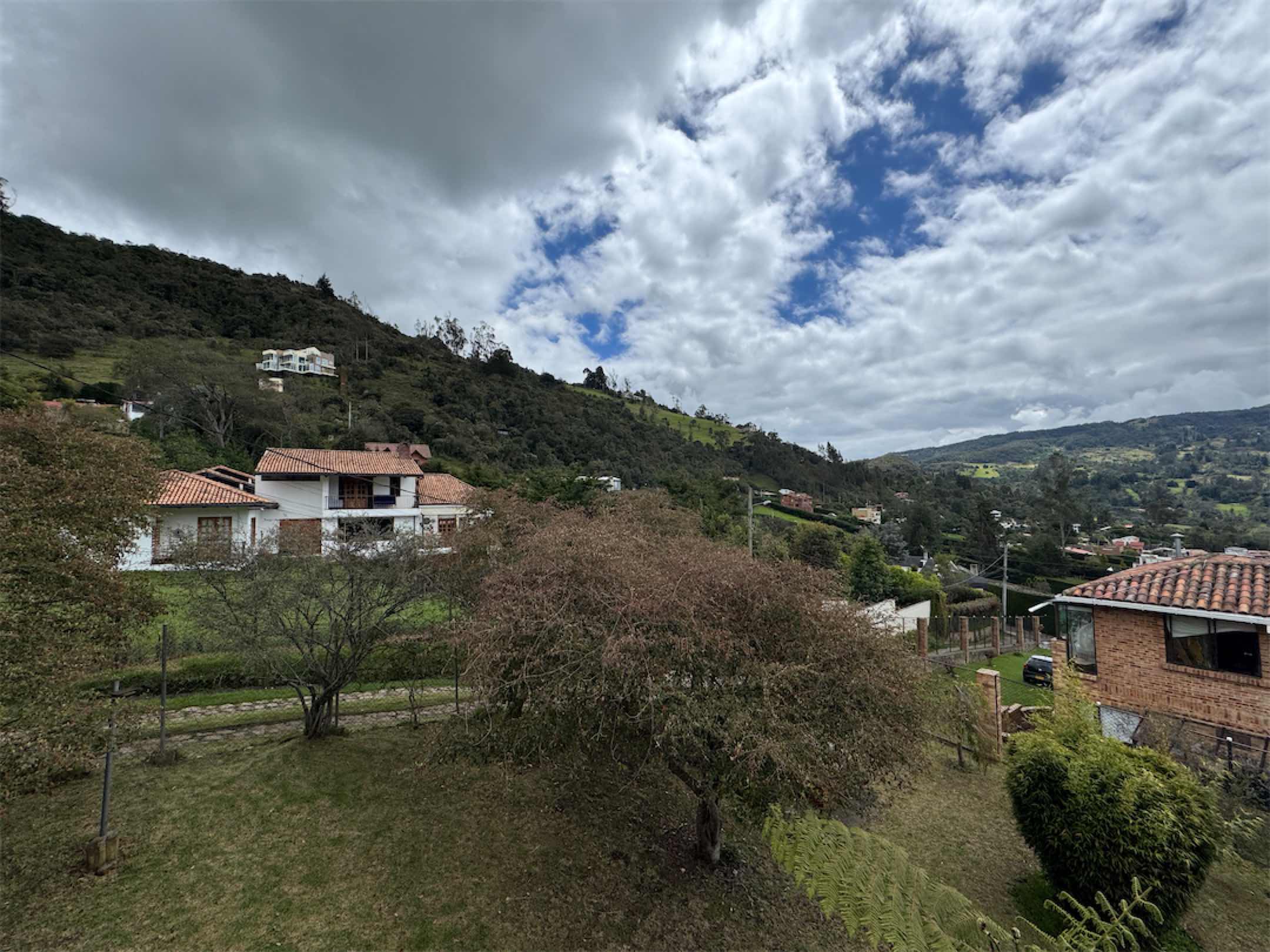 Linda casa campestre de 200 m2 en San Diego, El Salitre – La Calera