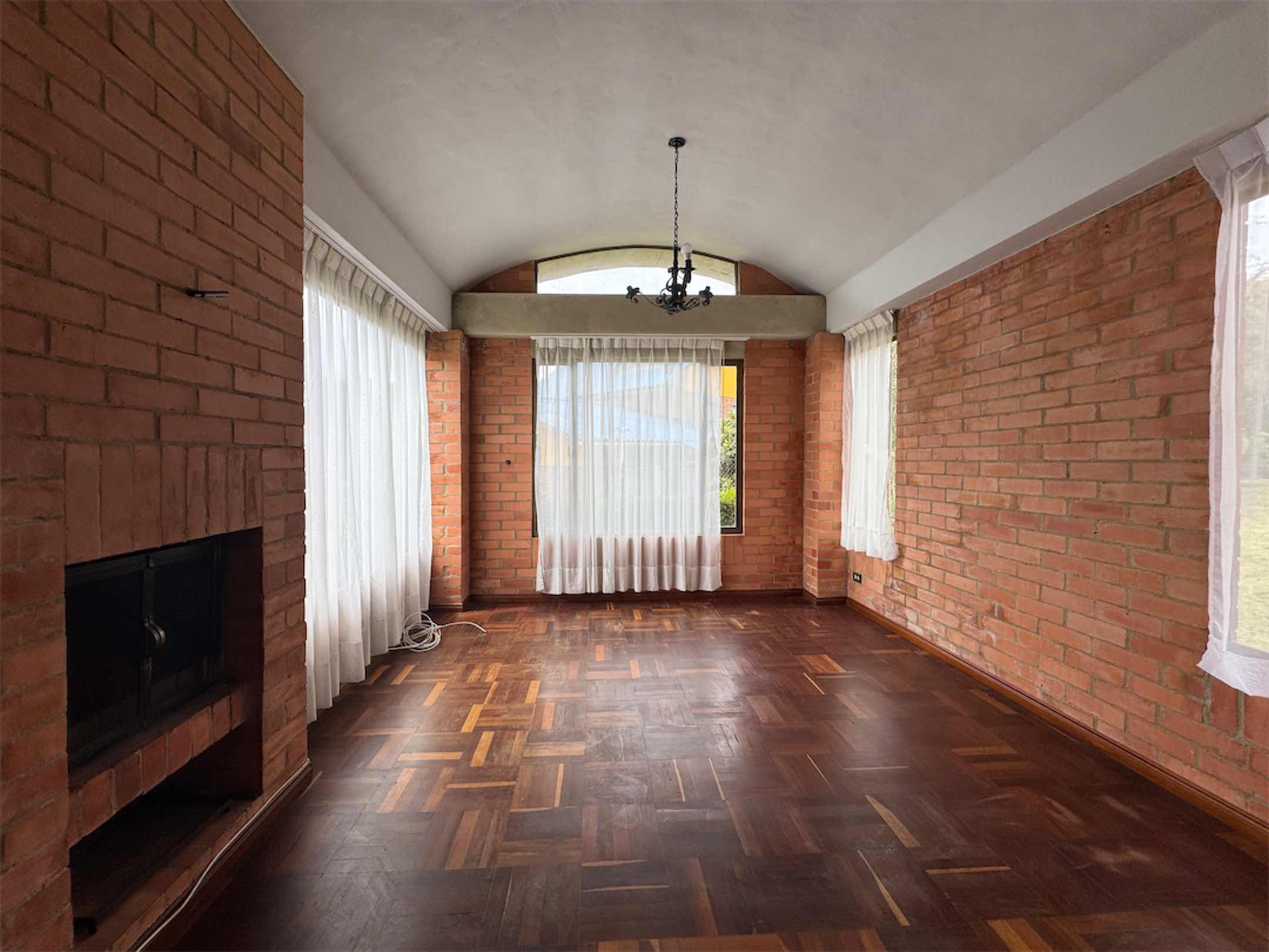 Linda casa campestre de 200 m2 en San Diego, El Salitre – La Calera