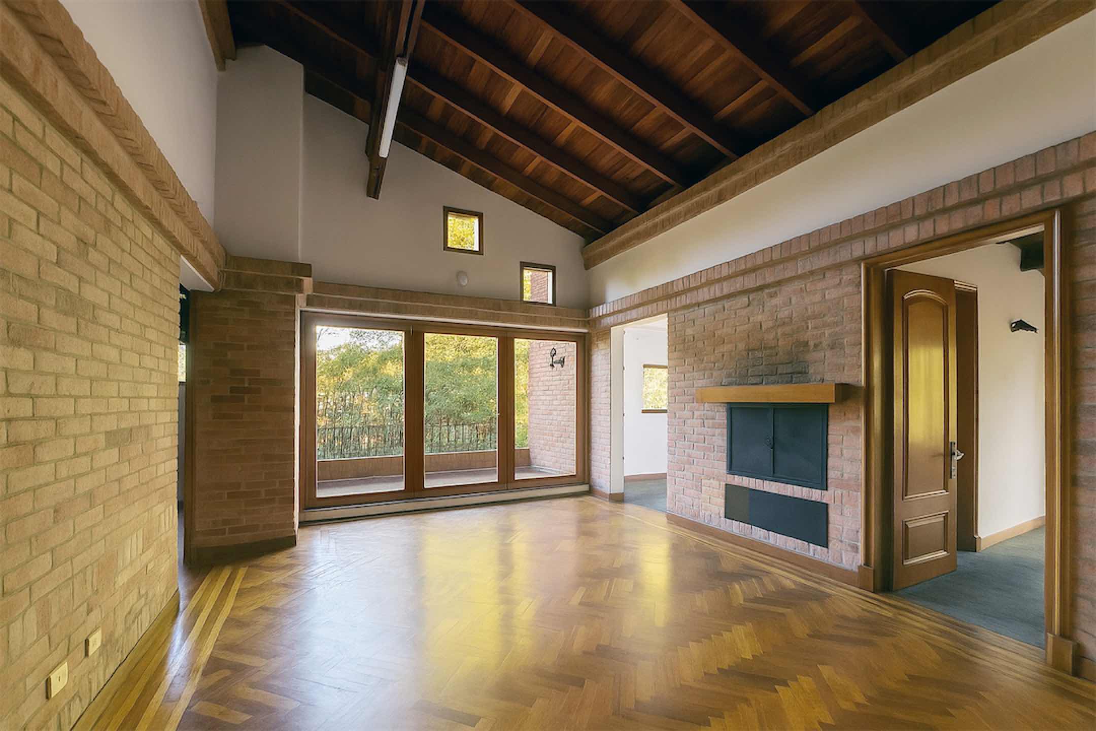 Linda casa campestre de 428m2 con diseño arquitectónico en Rodamonte, vía a La Calera