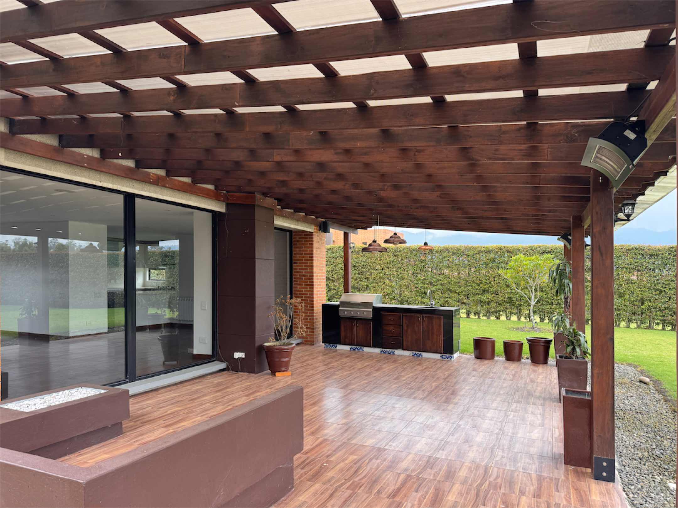La casa modelo de Refugio del Valle. Diseñada para enamorar desde el primer día. La Calera – Sopó