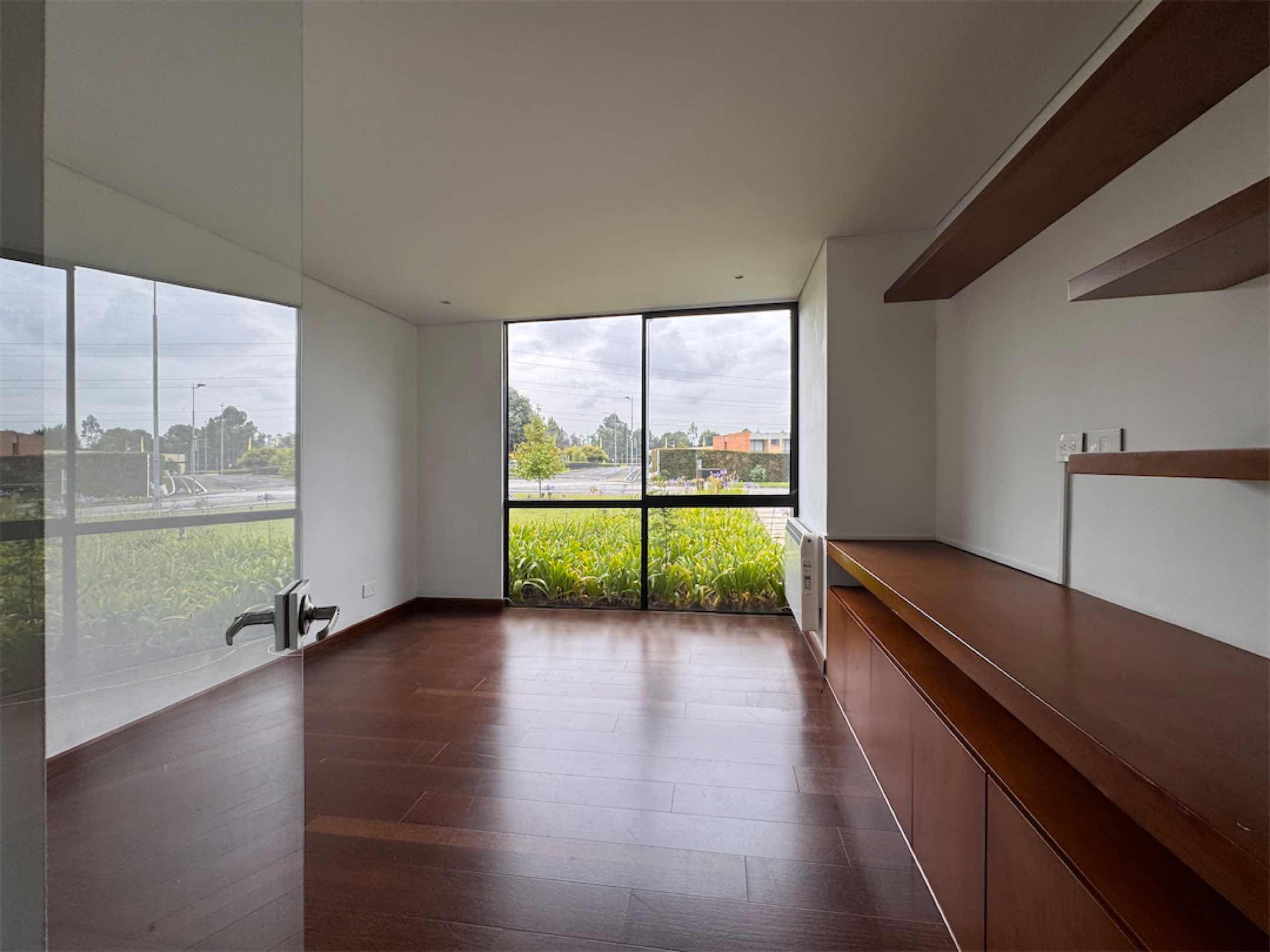 La casa modelo de Refugio del Valle. Diseñada para enamorar desde el primer día. La Calera – Sopó