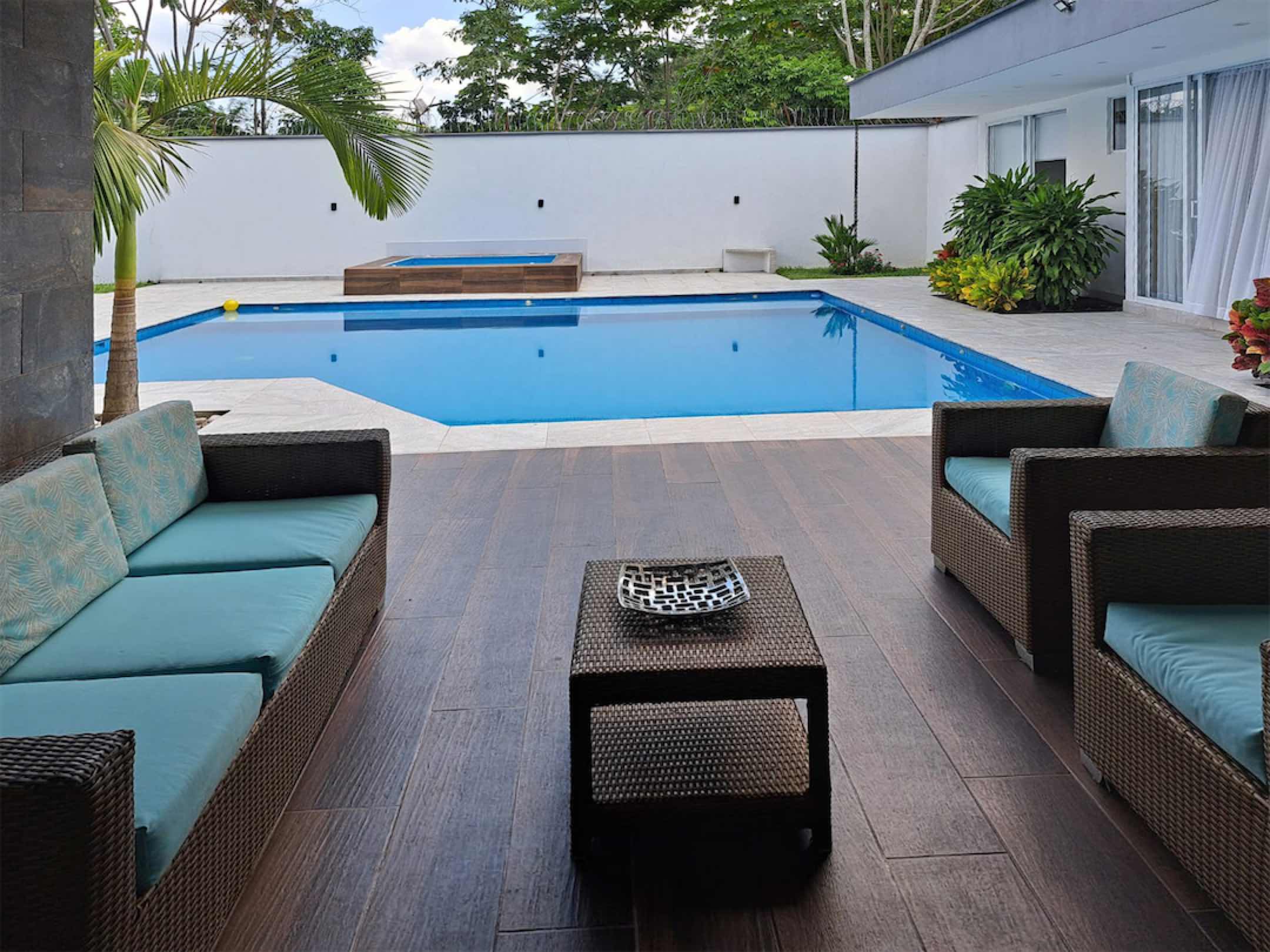 Casa campestre de lujo a las afueras de Villavicencio, Condominio La Cayena