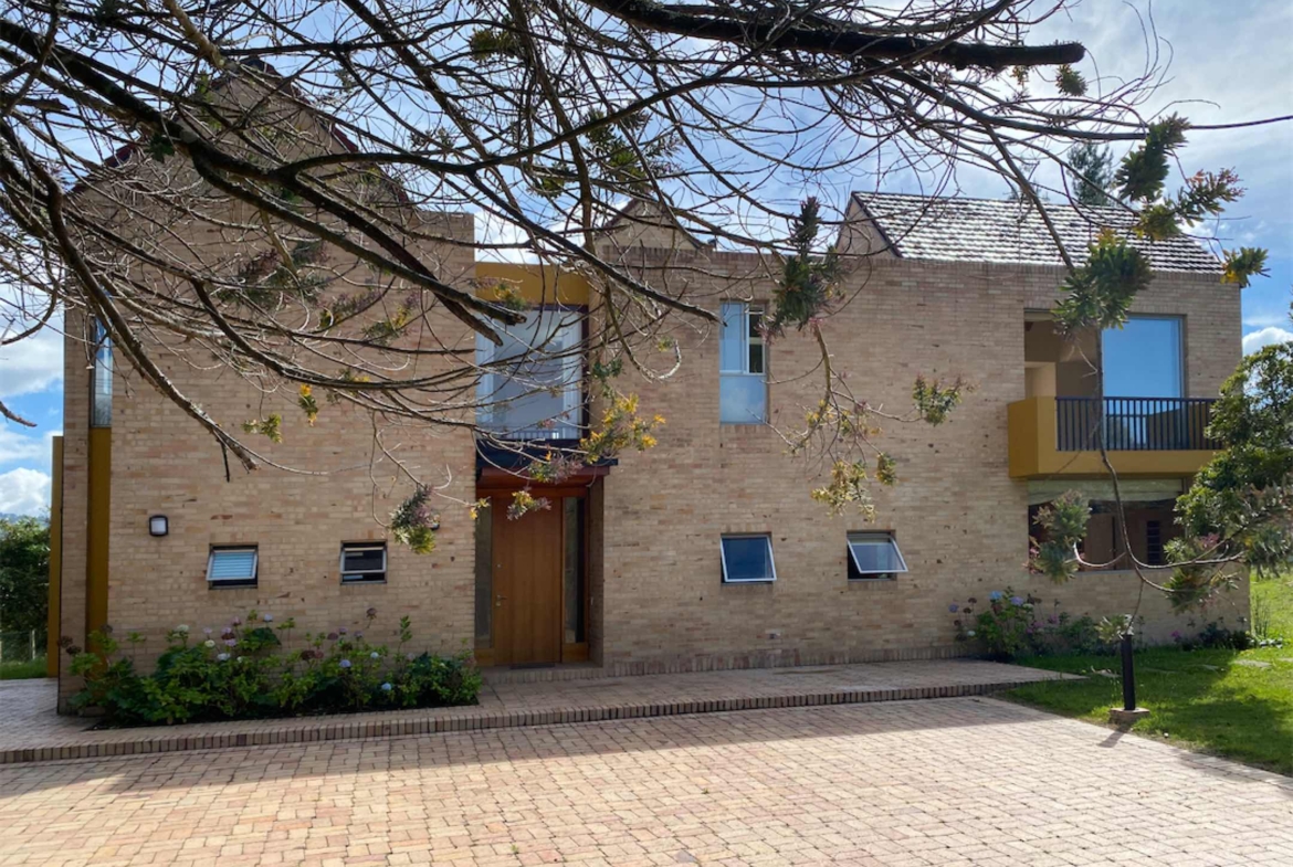 Una de las casas más lindas de Sikasue, diseñada por arquitectos para sentirse como hogar